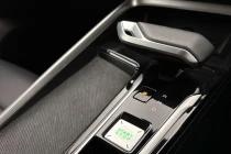 Vehicle Thumbnail 8