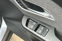 Vehicle Thumbnail 18