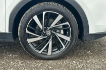 Vehicle Thumbnail 5