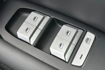 Vehicle Thumbnail 18