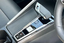 Vehicle Thumbnail 30