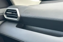 Vehicle Thumbnail 10