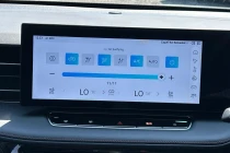 Vehicle Thumbnail 12