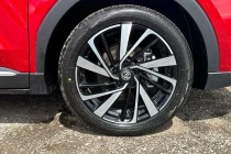 Vehicle Thumbnail 5