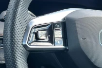 Vehicle Thumbnail 16