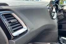 Vehicle Thumbnail 33