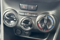 Vehicle Thumbnail 12