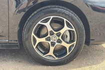 Vehicle Thumbnail 5