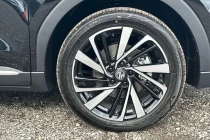 Vehicle Thumbnail 17