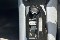 Vehicle Thumbnail 30