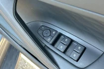 Vehicle Thumbnail 33