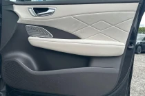 Vehicle Thumbnail 28