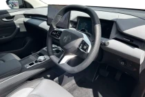Vehicle Thumbnail 6