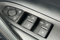 Vehicle Thumbnail 18