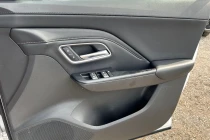 Vehicle Thumbnail 28