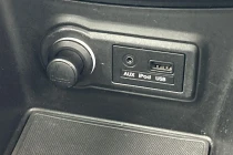Vehicle Thumbnail 30