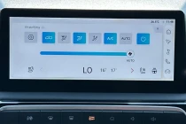 Vehicle Thumbnail 12