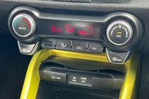 Vehicle Thumbnail 12