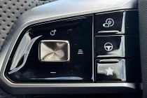 Vehicle Thumbnail 16