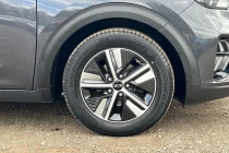 Vehicle Thumbnail 5