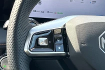 Vehicle Thumbnail 13