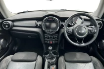 Vehicle Thumbnail 9