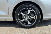 Vehicle Thumbnail 5
