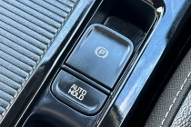 Vehicle Thumbnail 46