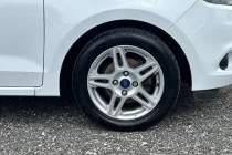 Vehicle Thumbnail 10