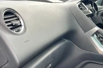 Vehicle Thumbnail 50