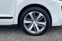 Vehicle Thumbnail 10