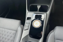 Vehicle Thumbnail 30