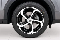 Vehicle Thumbnail 7