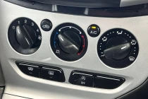 Vehicle Thumbnail 12