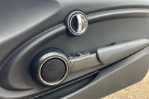 Vehicle Thumbnail 28