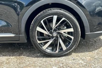 Vehicle Thumbnail 5