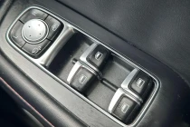 Vehicle Thumbnail 18