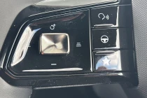 Vehicle Thumbnail 16
