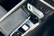 Vehicle Thumbnail 30