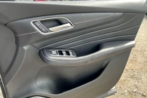 Vehicle Thumbnail 28