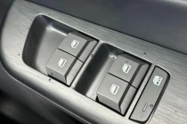 Vehicle Thumbnail 18