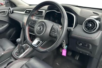 Vehicle Thumbnail 6
