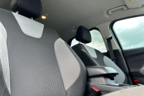 Vehicle Thumbnail 10