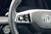 Vehicle Thumbnail 16
