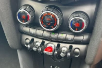 Vehicle Thumbnail 12