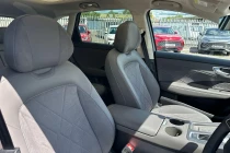 Vehicle Thumbnail 9