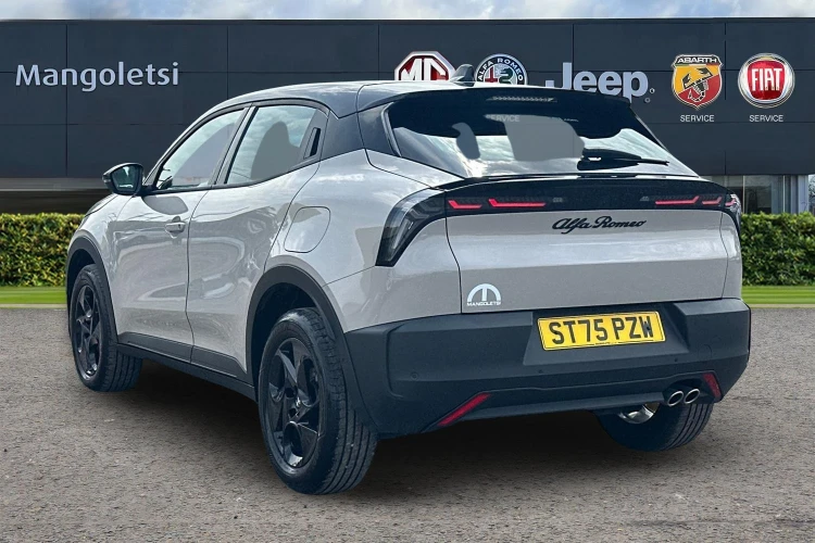Vehicle Image - 2