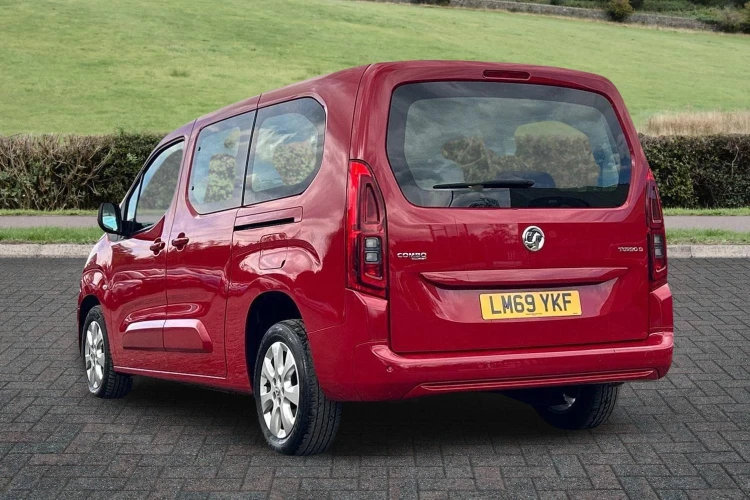 Vehicle Image - 2