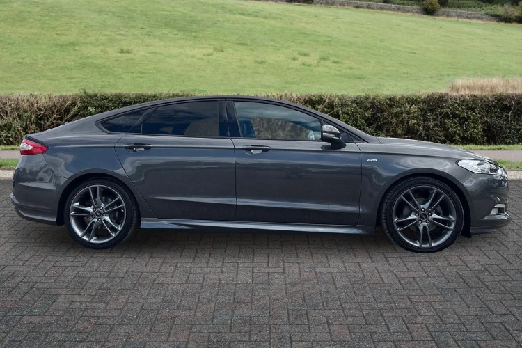 Vehicle Image - 3