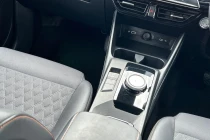 Vehicle Thumbnail 34